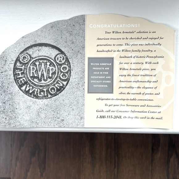 Set of Two Vintage Wilton Armetale Picture Frames - Picture 8 of 9